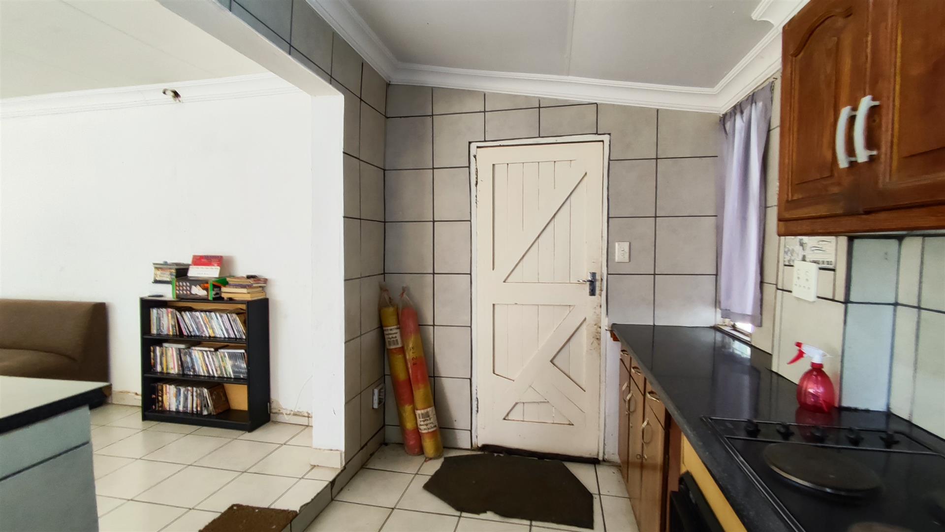 Kitchen - 29 square meters of property in Spaarwater