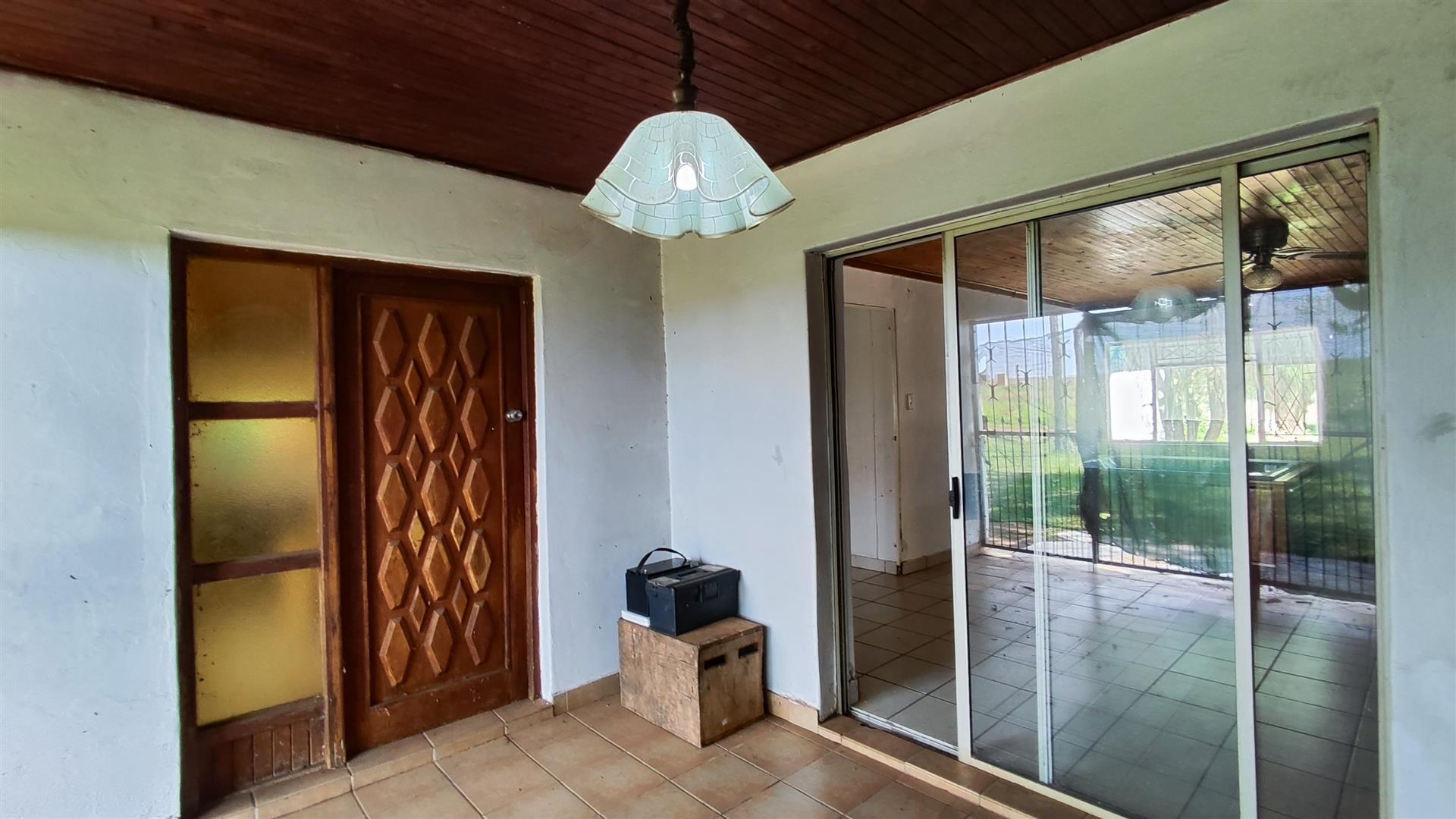 Patio - 21 square meters of property in Spaarwater