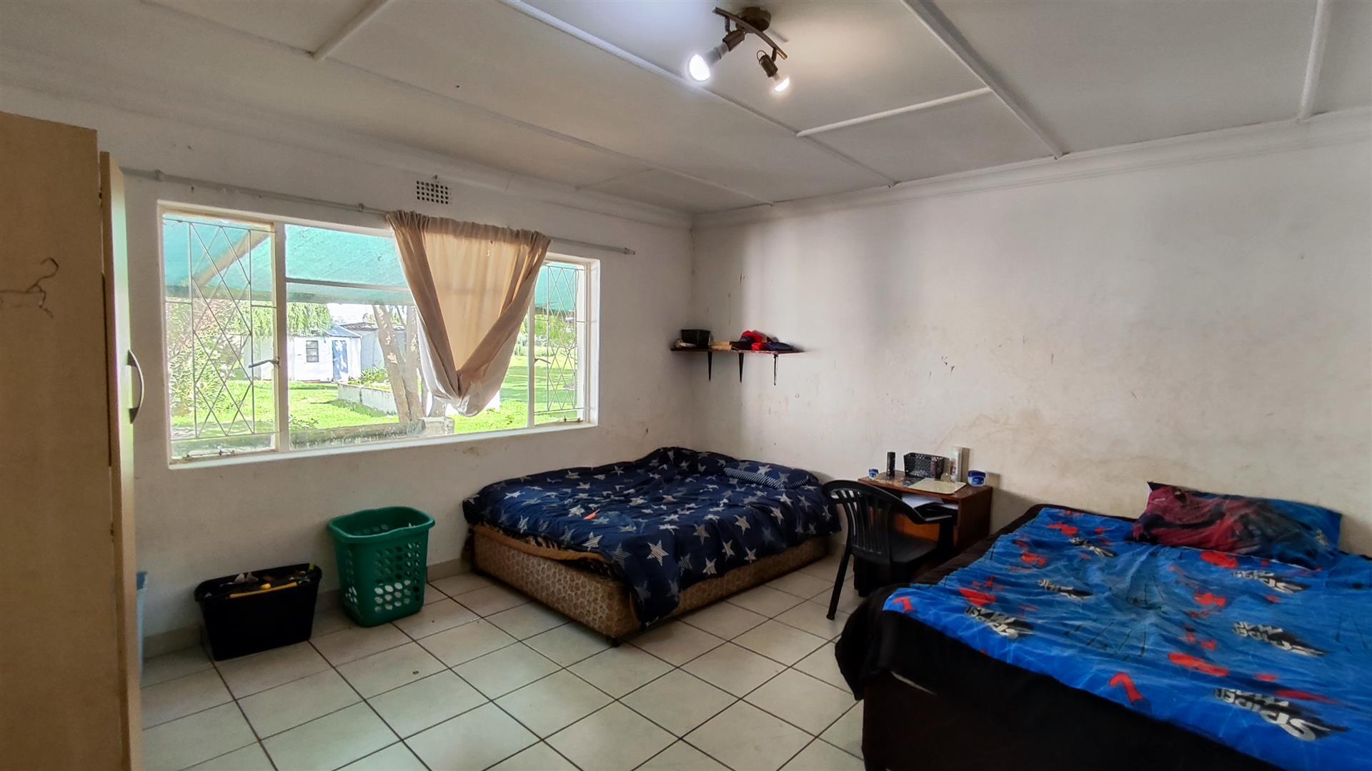 Bed Room 3 - 15 square meters of property in Spaarwater