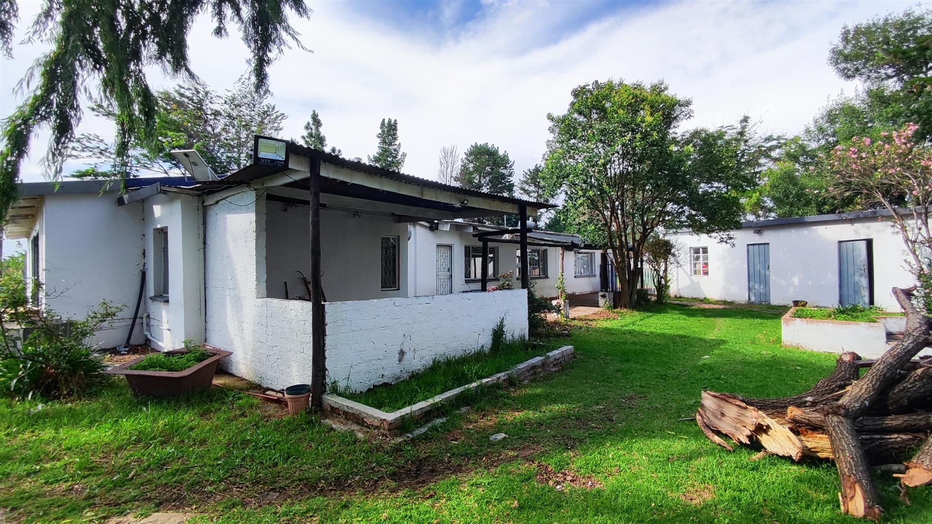 Backyard of property in Spaarwater