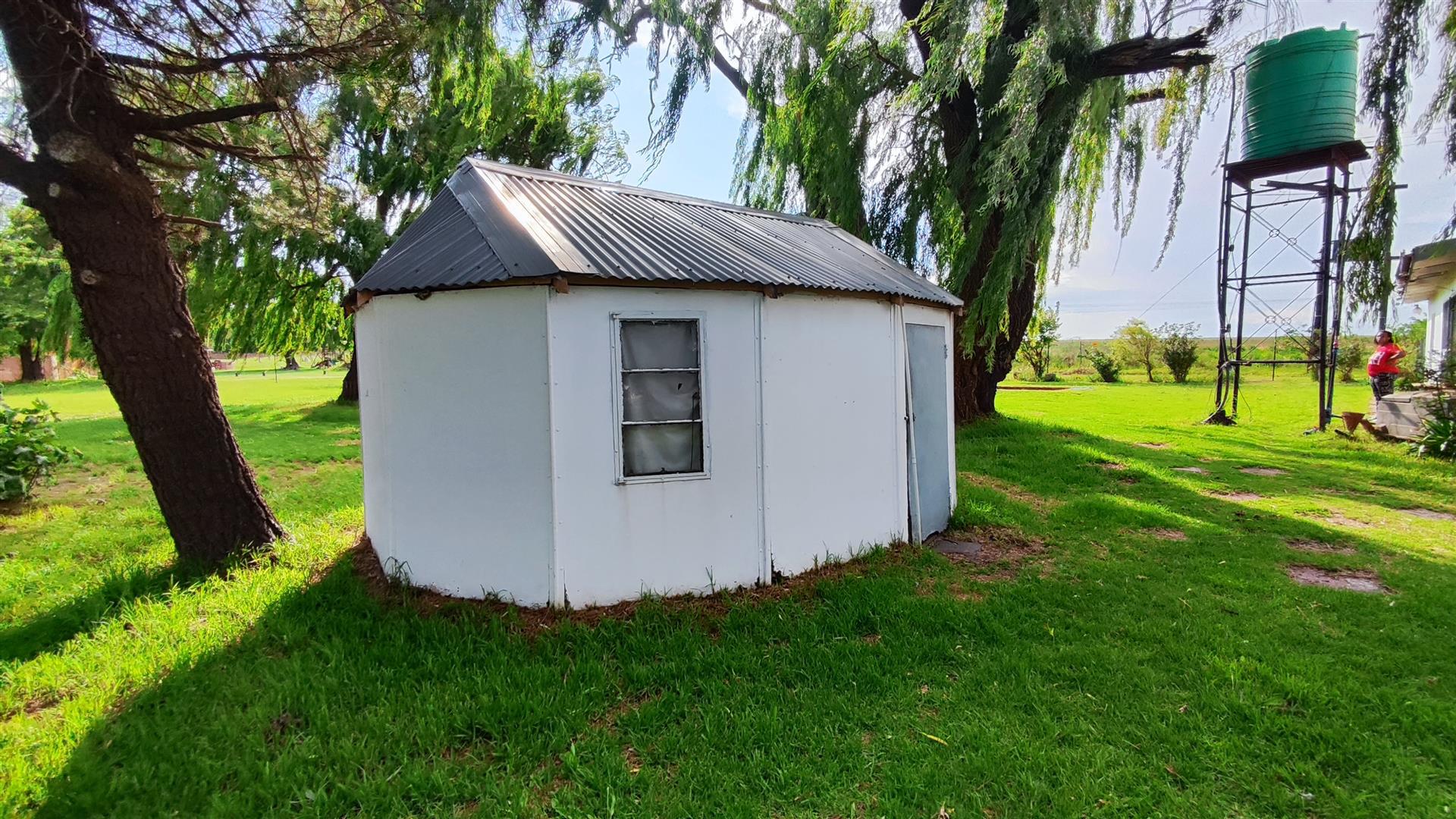 Backyard of property in Spaarwater