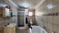 Bathroom 1 - 8 square meters of property in Spaarwater