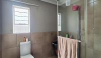 Main Bathroom - 4 square meters of property in Albertsdal