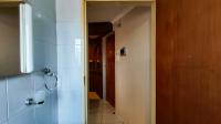 Bathroom 2 - 3 square meters of property in Edleen