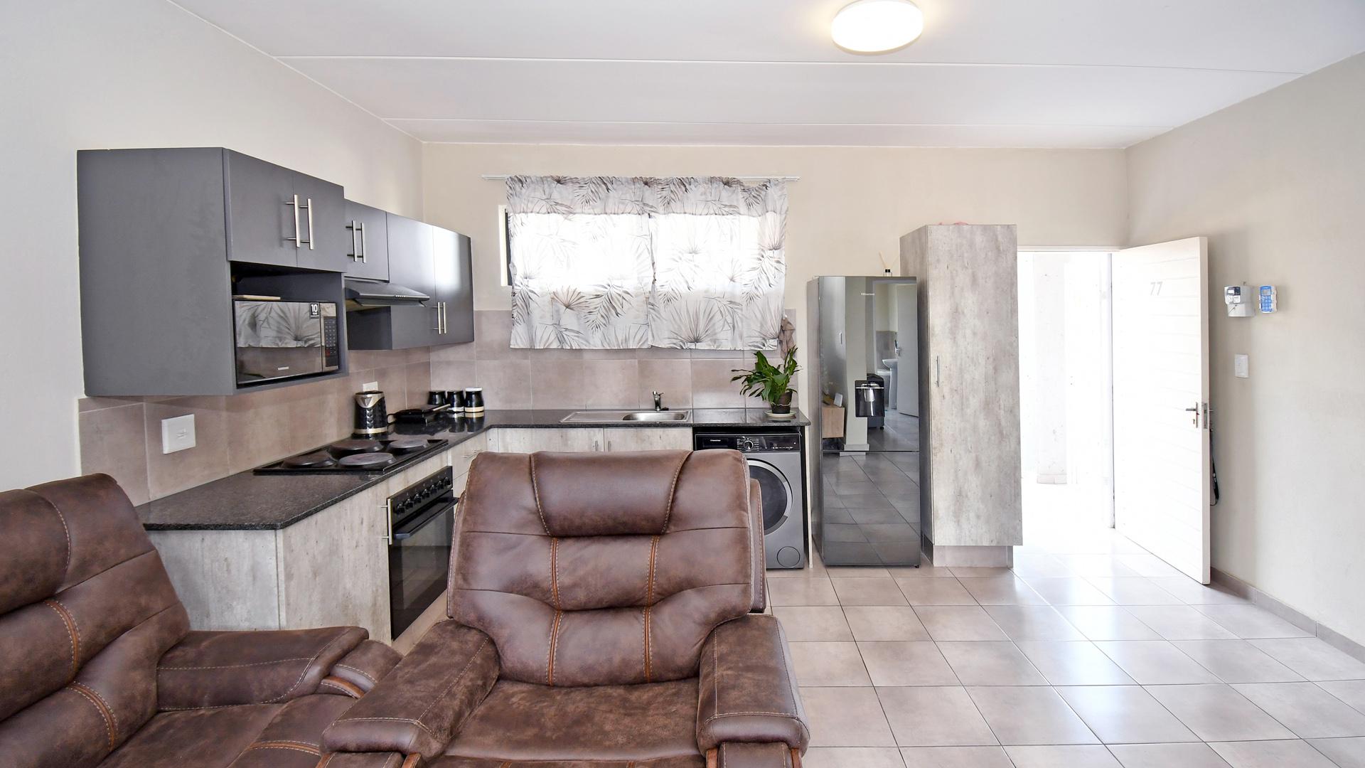 Lounges of property in Rynfield