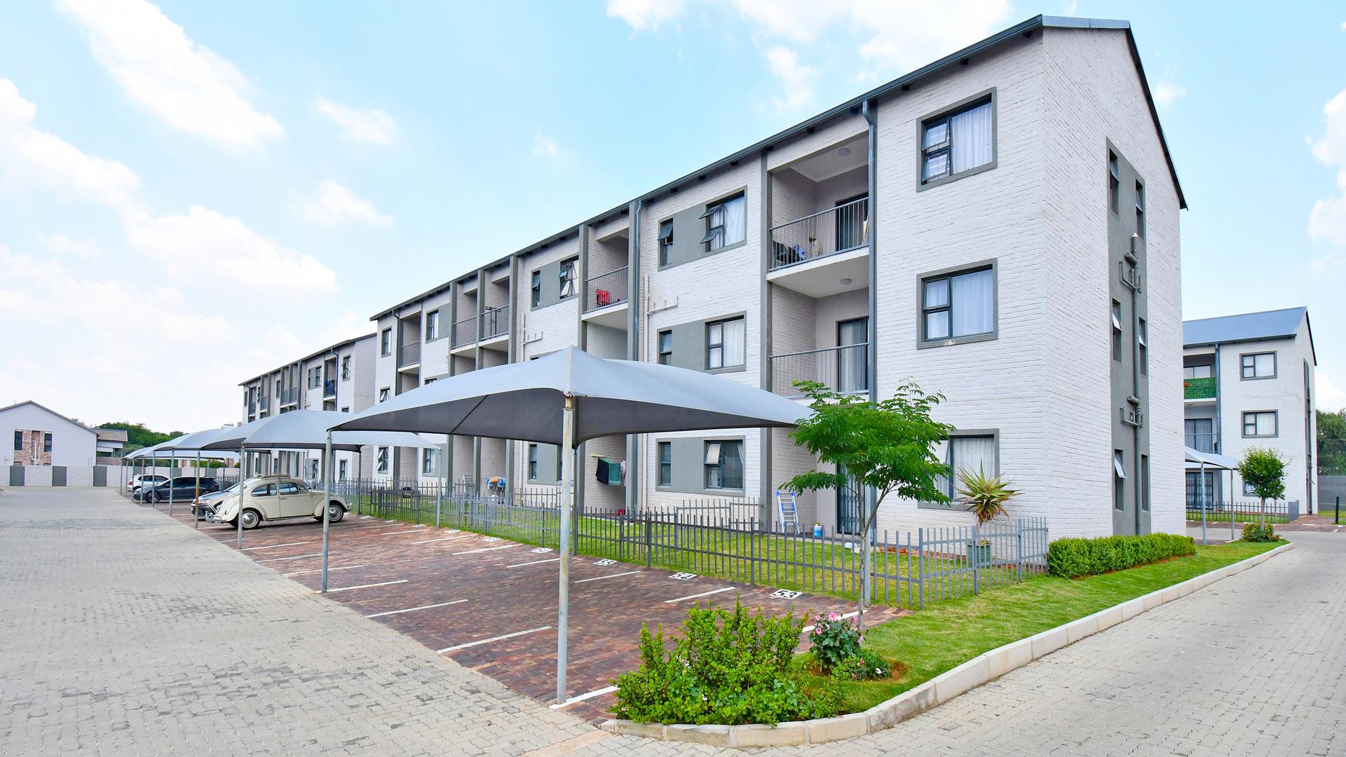 Front View of property in Rynfield