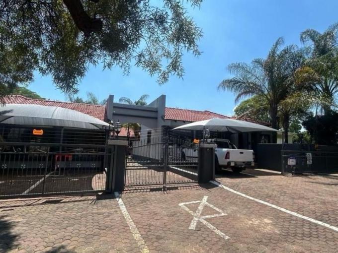 11 Bedroom House for Sale For Sale in Rustenburg - MR699355