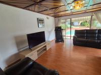  of property in Glenvista