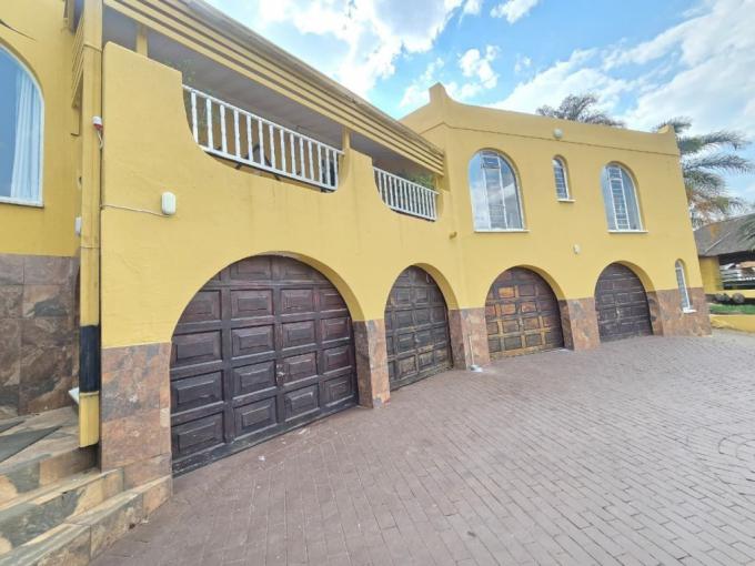 4 Bedroom House for Sale For Sale in Bassonia - MR699403