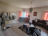  of property in Alan Manor