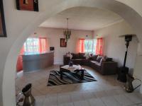  of property in Alan Manor