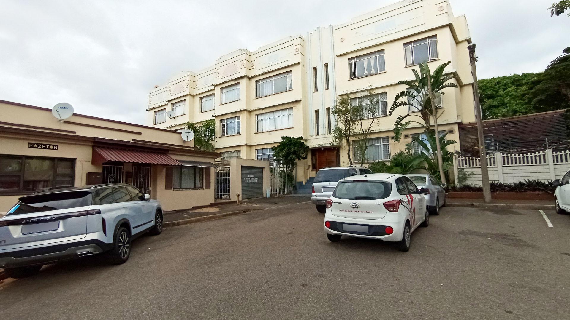 Front View of property in Durban Central