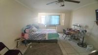 Bed Room 1 of property in Durban Central