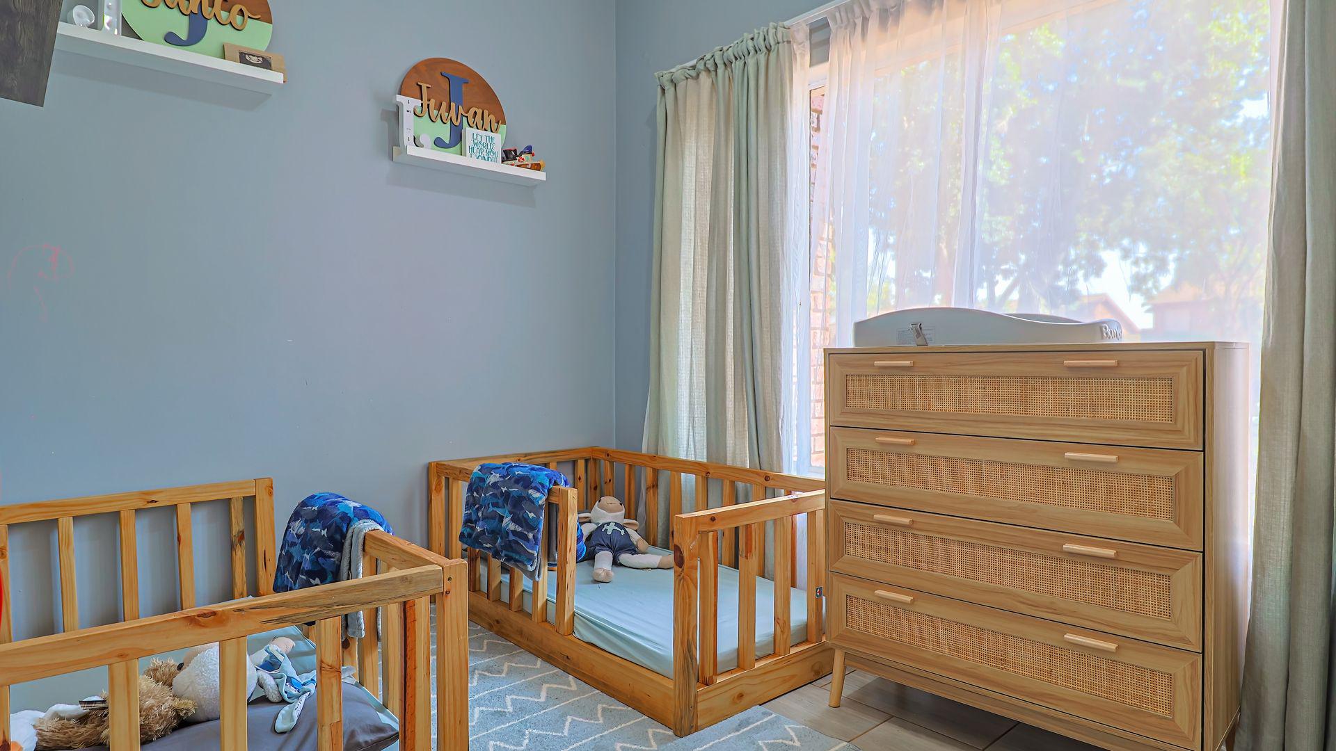  of property in Pierre van Ryneveld