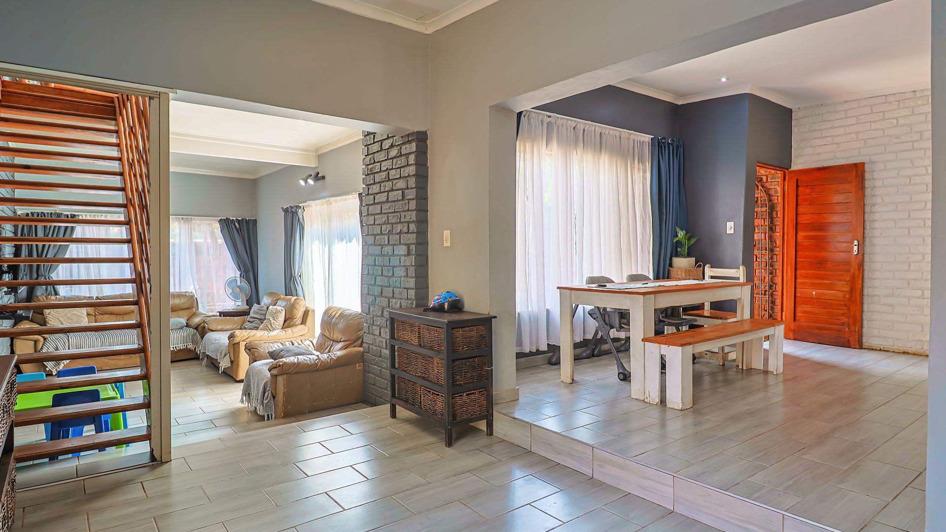  of property in Pierre van Ryneveld