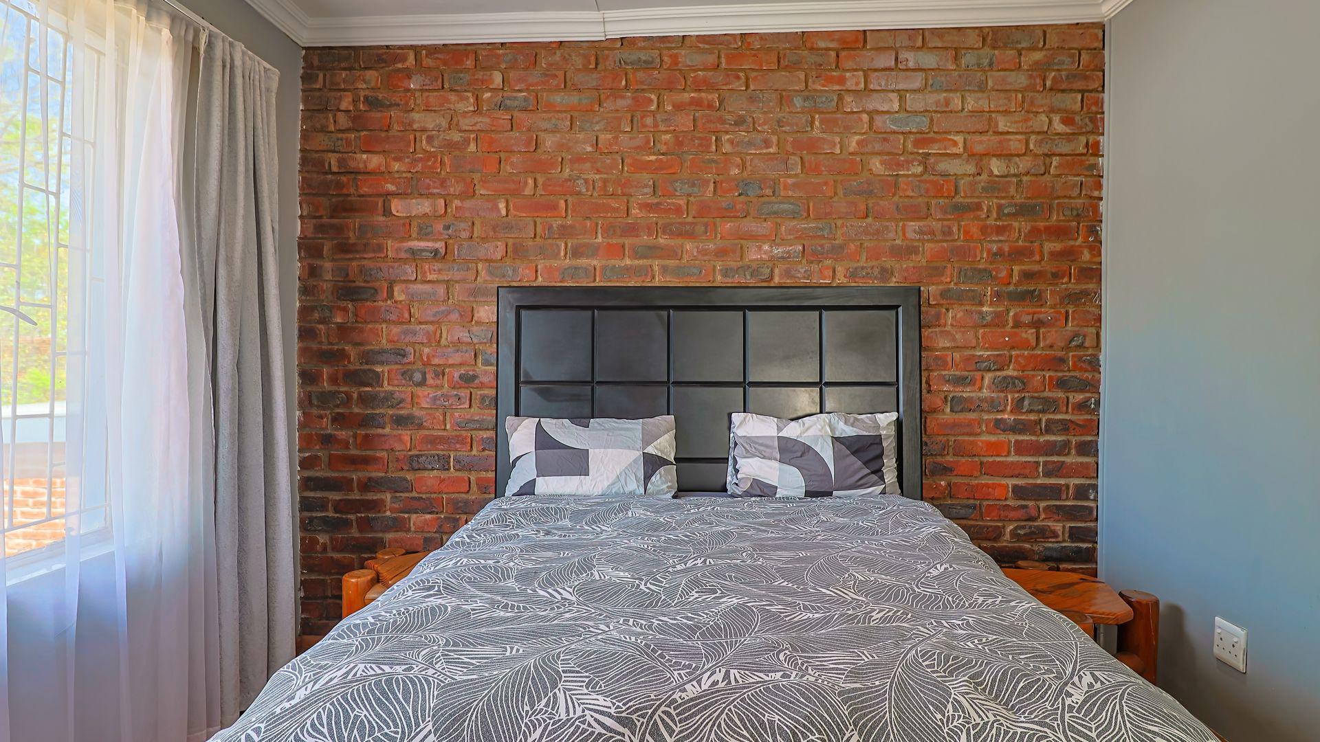  of property in Pierre van Ryneveld