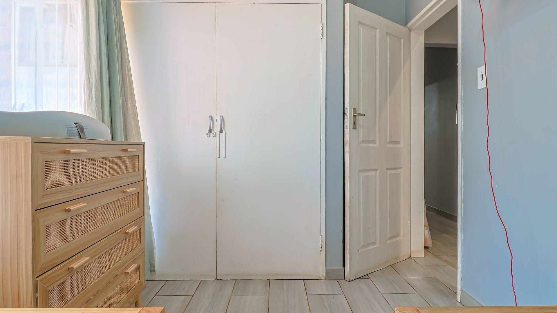  of property in Pierre van Ryneveld