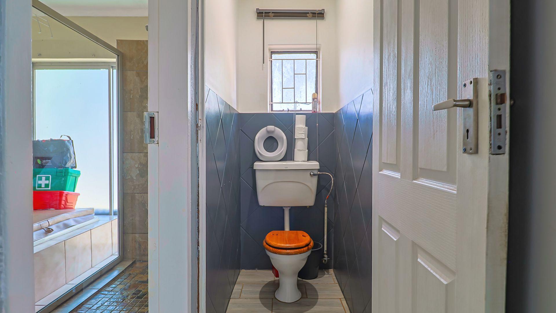  of property in Pierre van Ryneveld