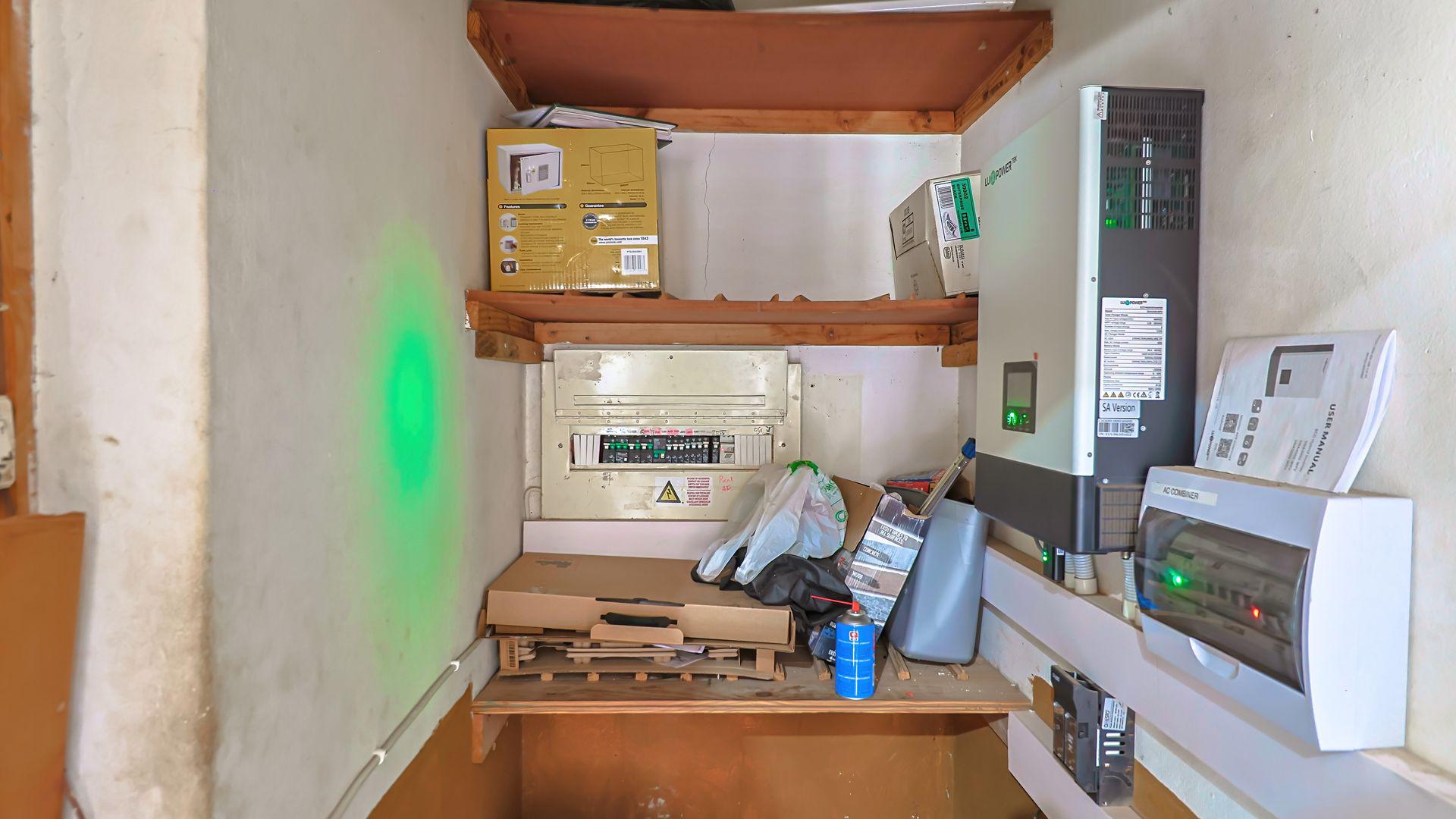  of property in Pierre van Ryneveld