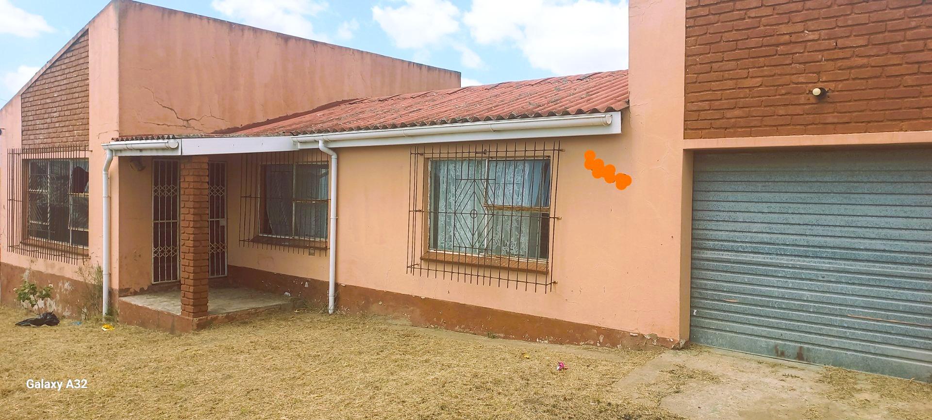  of property in Mdantsane