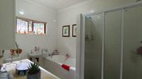 Bathroom 1 - 13 square meters of property in Warner Beach