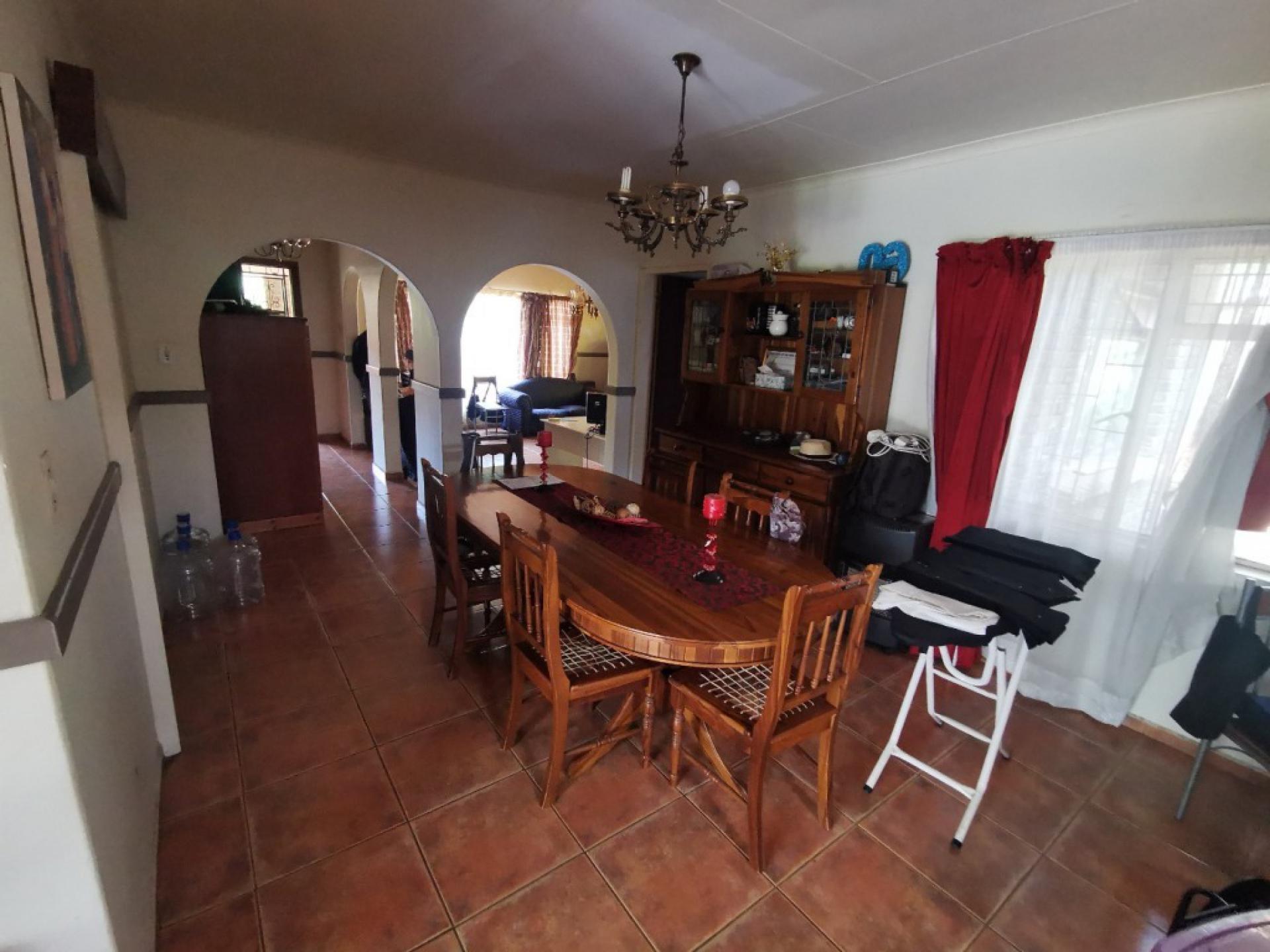  of property in Theresapark