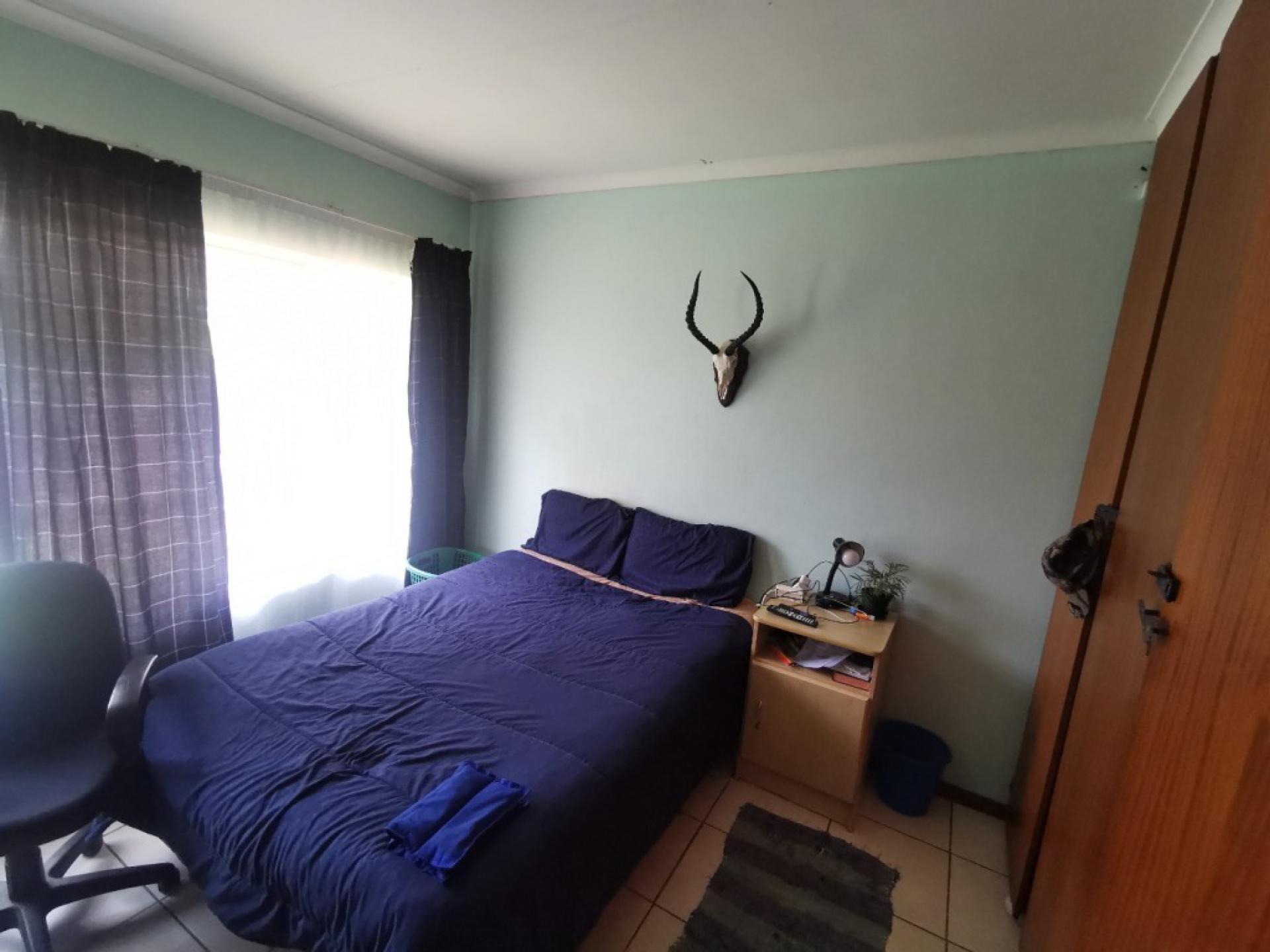  of property in Theresapark