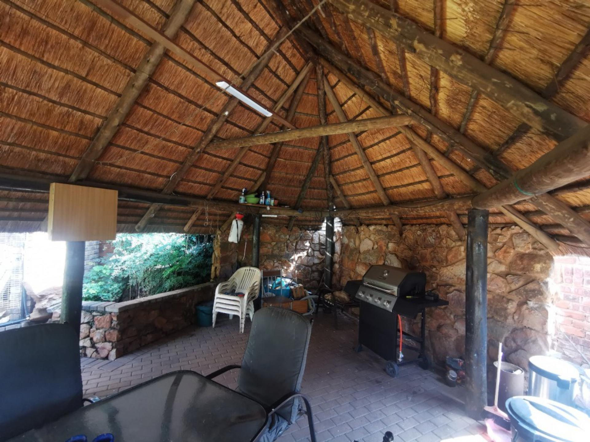  of property in Theresapark