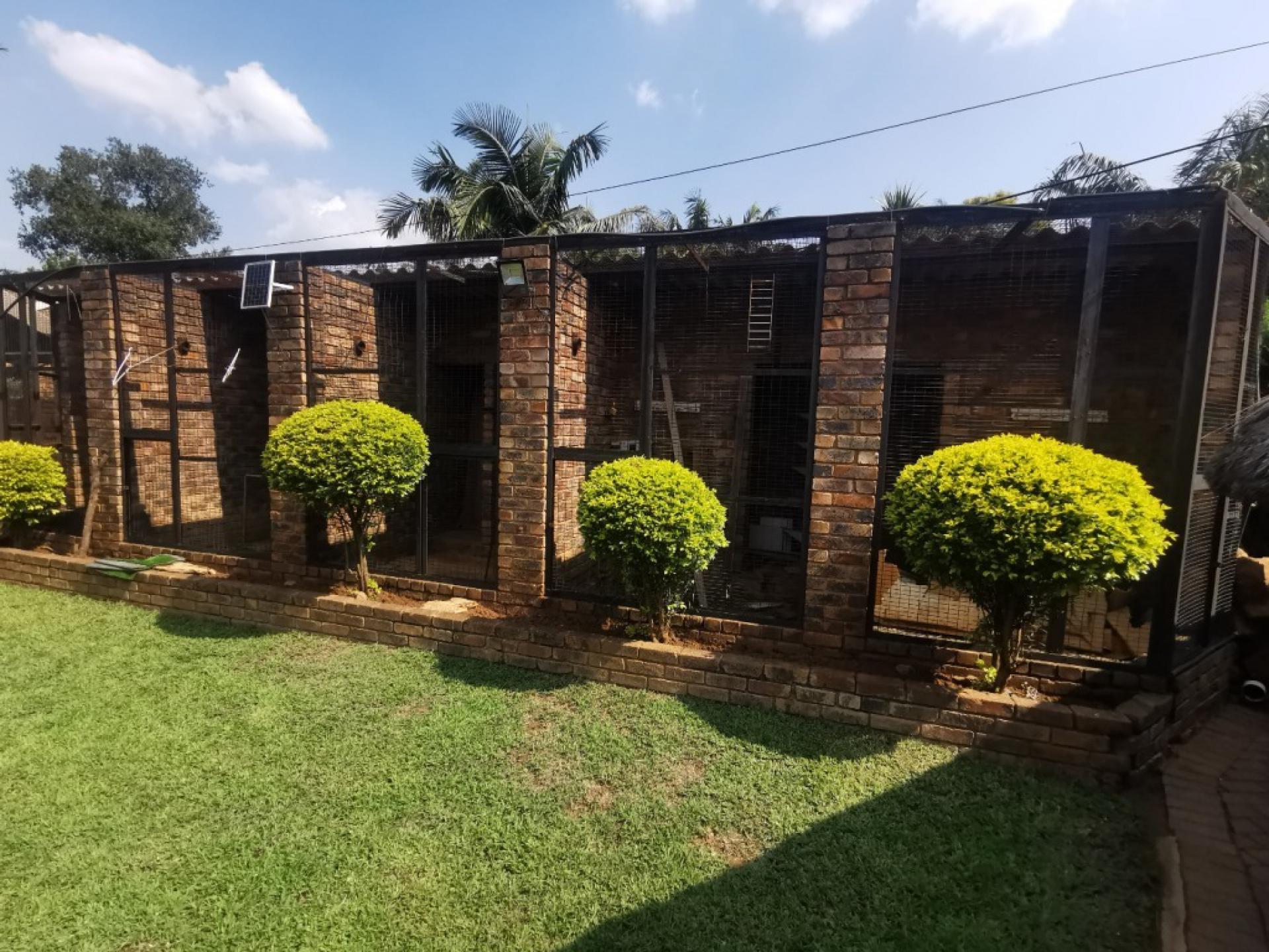  of property in Theresapark