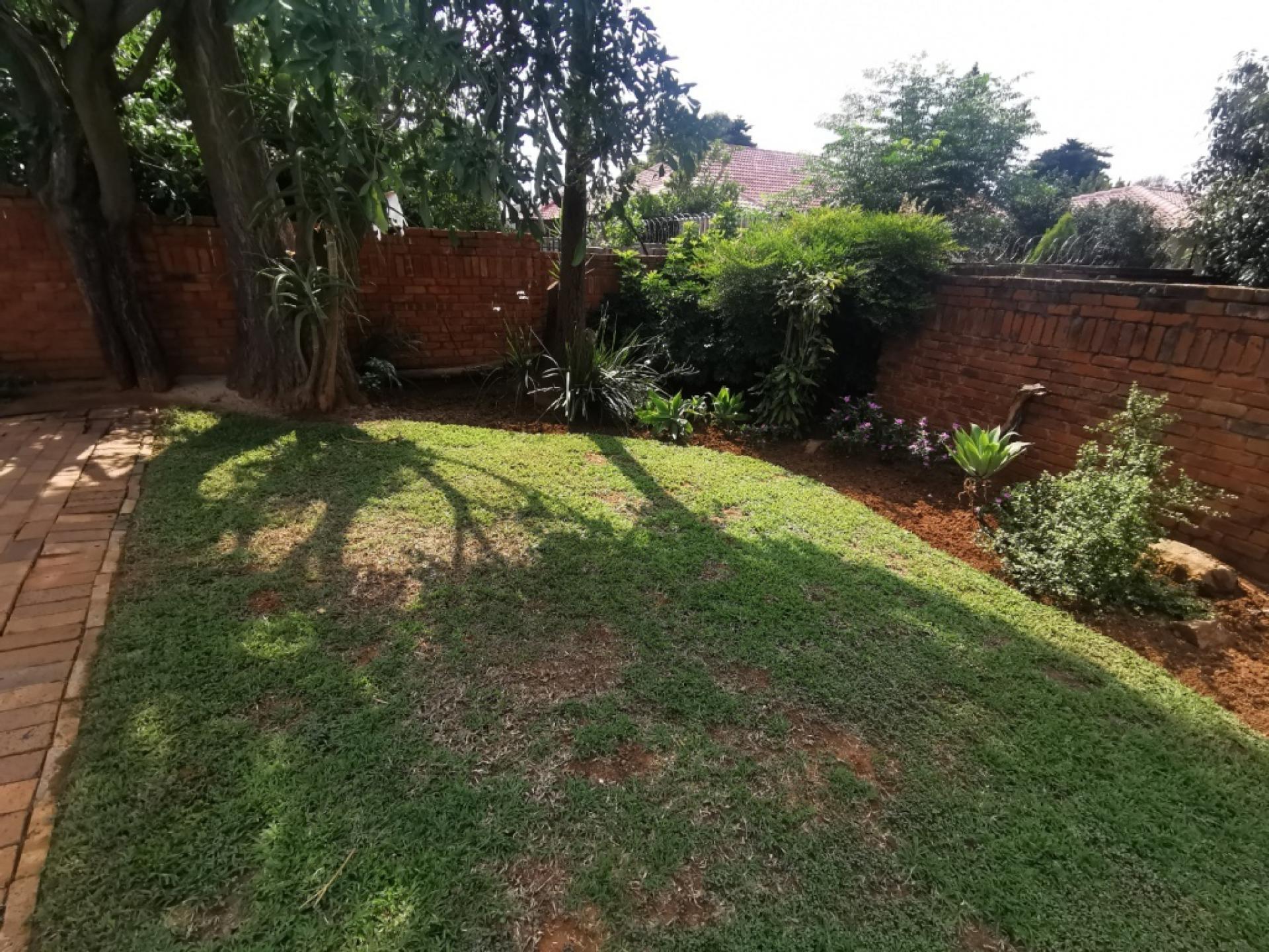  of property in Theresapark