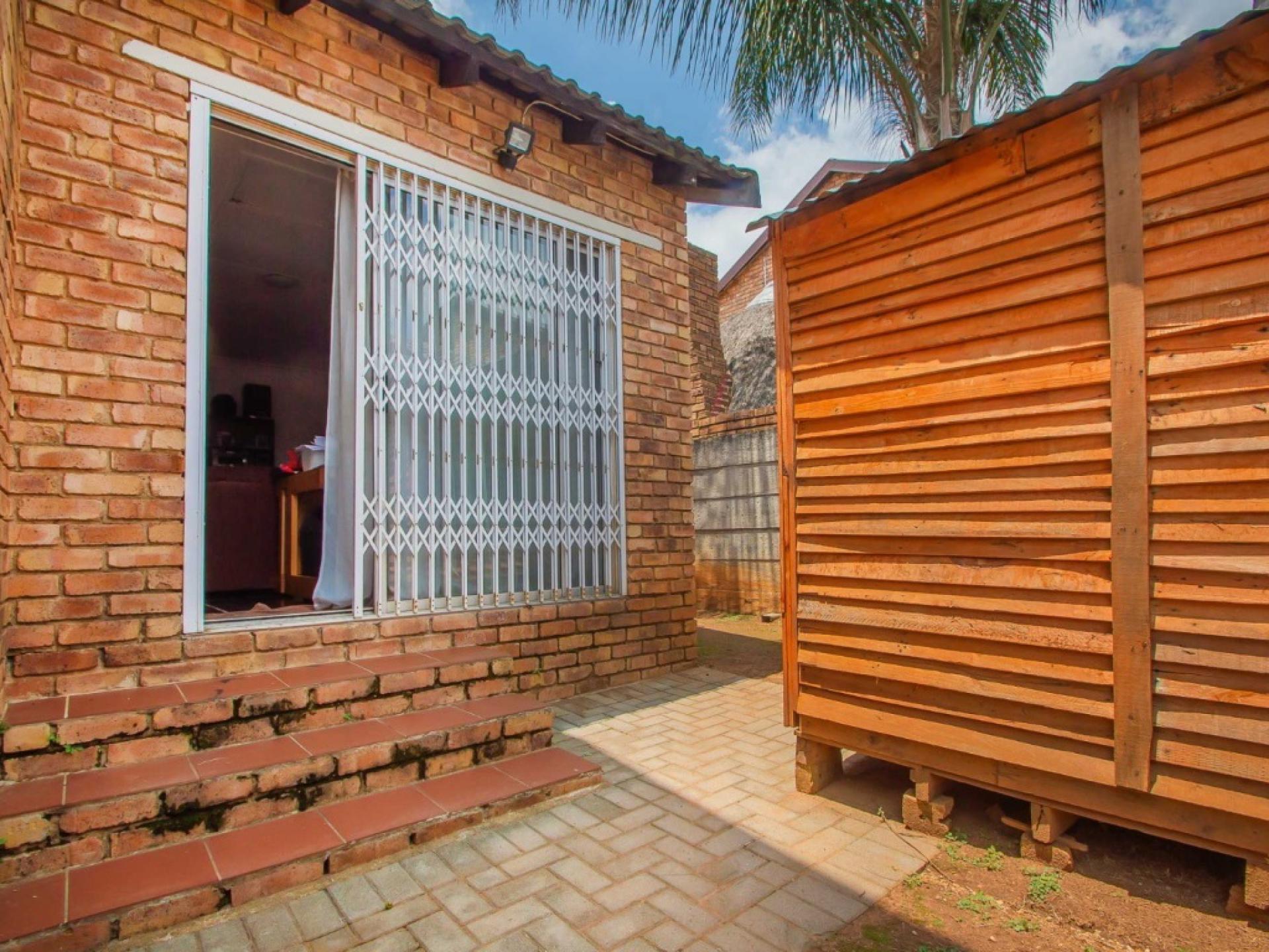  of property in Allen’s Nek