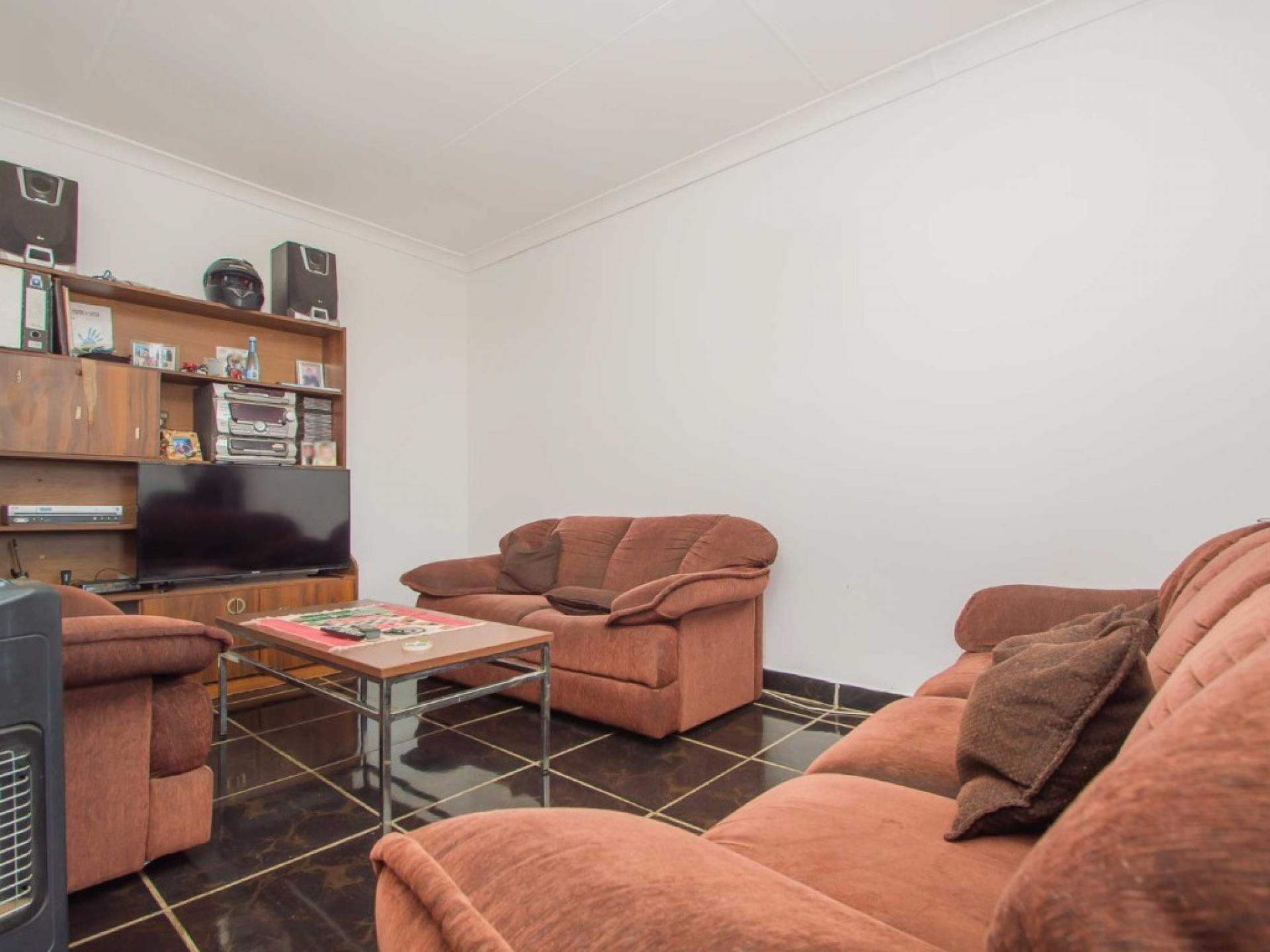  of property in Allen’s Nek