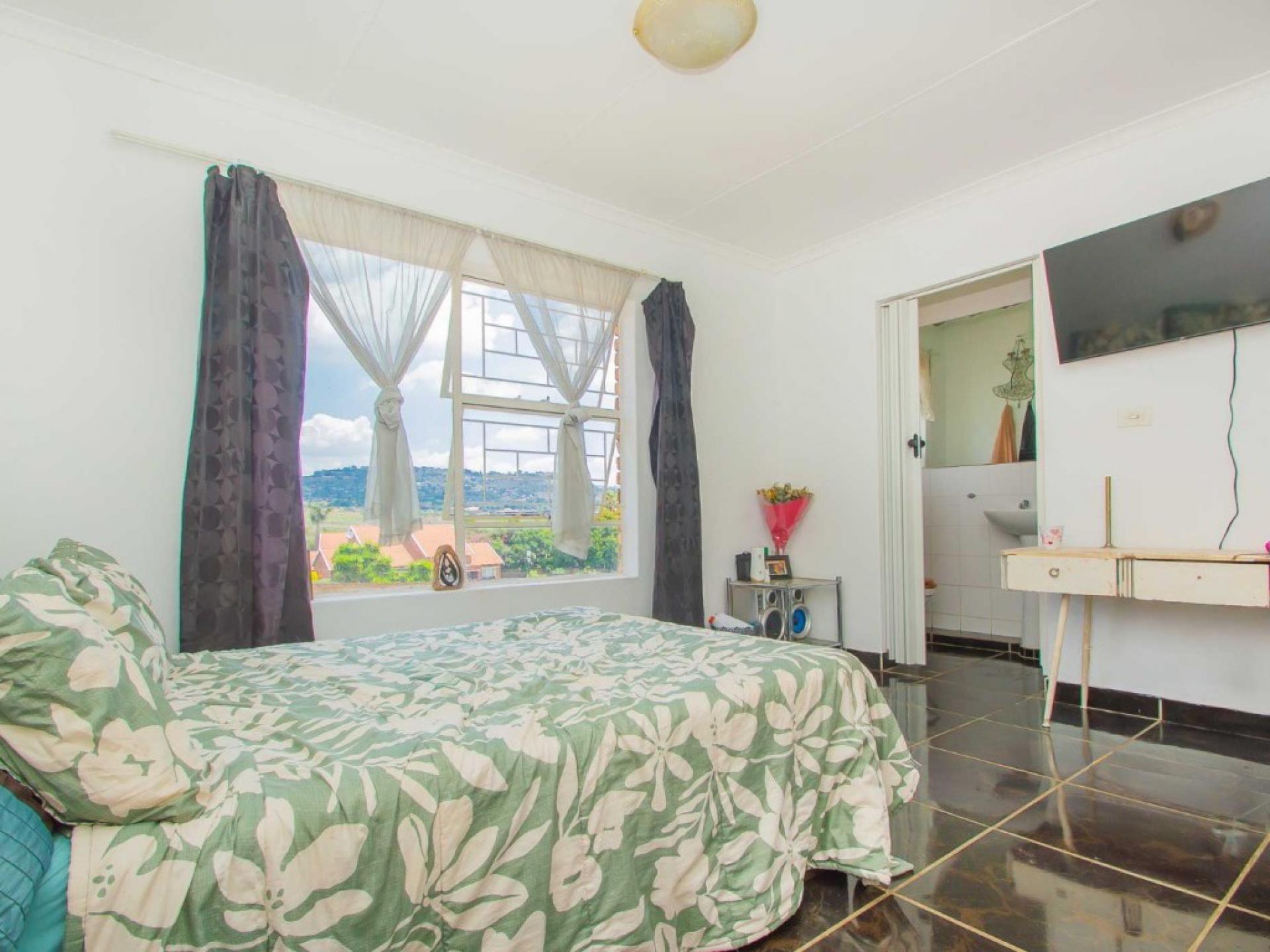  of property in Allen’s Nek