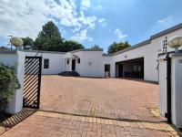  of property in Glenvista