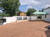  of property in Glenvista