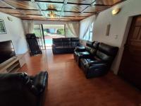  of property in Glenvista