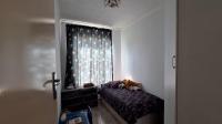 Bed Room 1 - 8 square meters of property in Kew