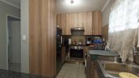 Kitchen - 9 square meters of property in Sagewood