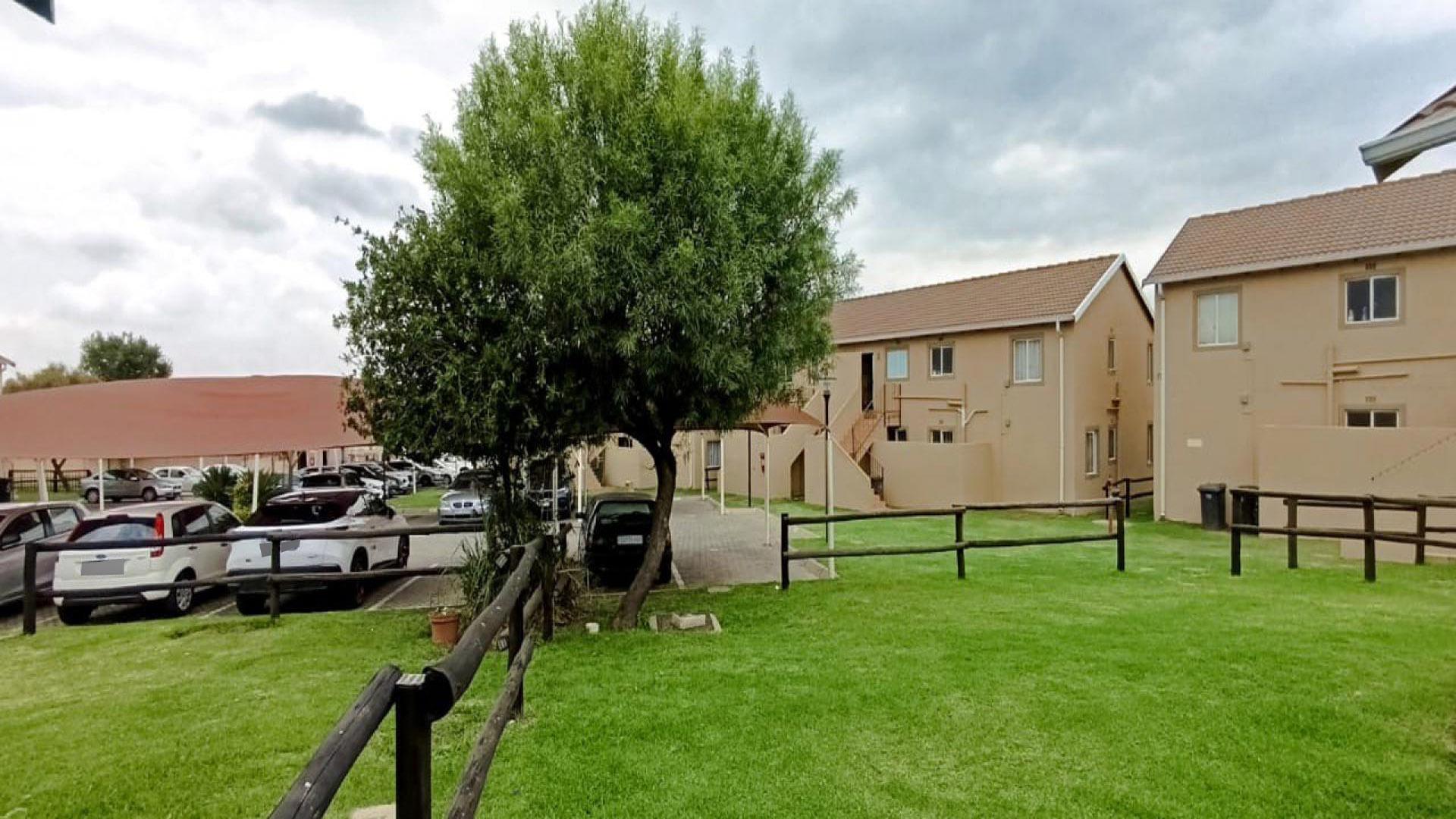 Carport  of property in Ormonde