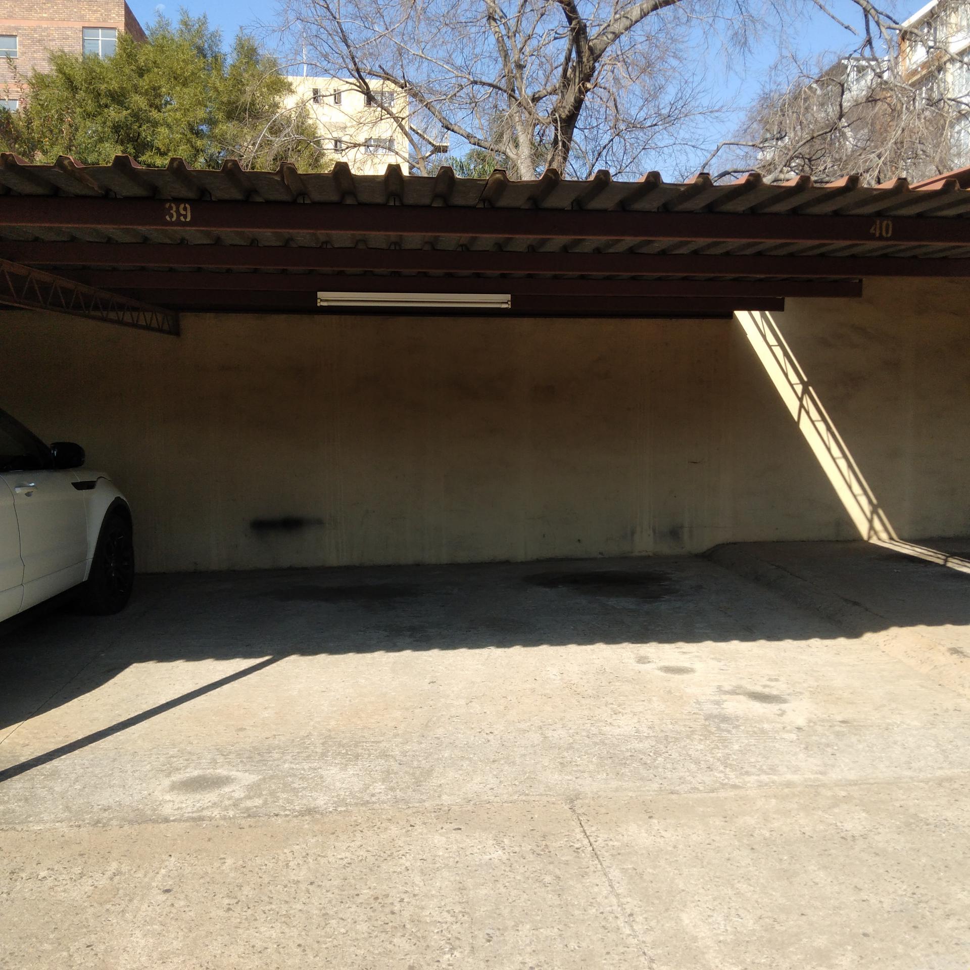  of property in Sunnyside