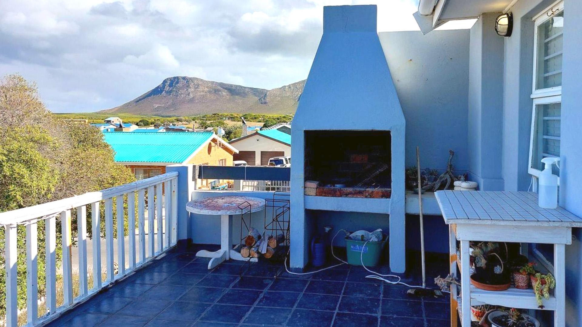 Balcony of property in De Kelders