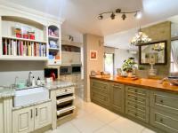  of property in Glenvista