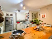  of property in Glenvista