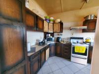  of property in Alan Manor