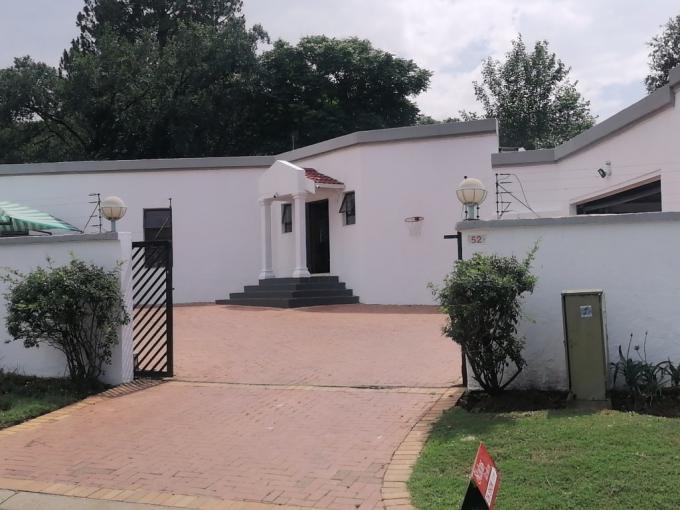 4 Bedroom House for Sale For Sale in Glenvista - MR699592