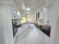  of property in Bassonia