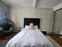  of property in Winchester Hills