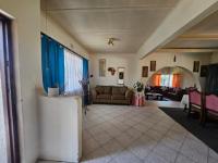  of property in Alan Manor