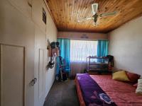  of property in Alan Manor