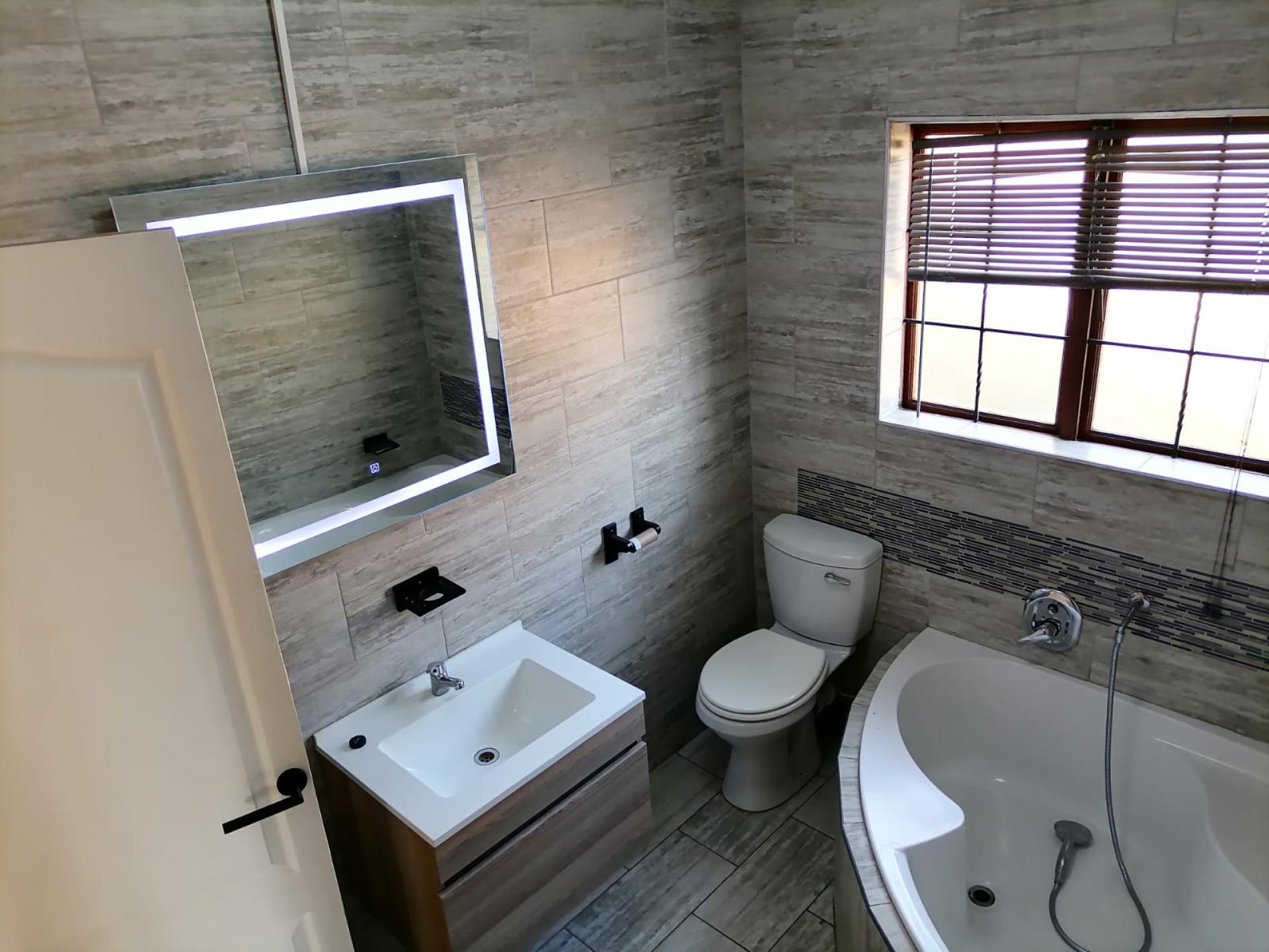  of property in Stonehenge